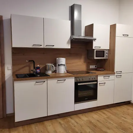 ファームステイ Saumerhof シュラートミンク